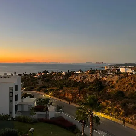 Apartment Penthouse With Stunning View And Rooftop Terrace *
